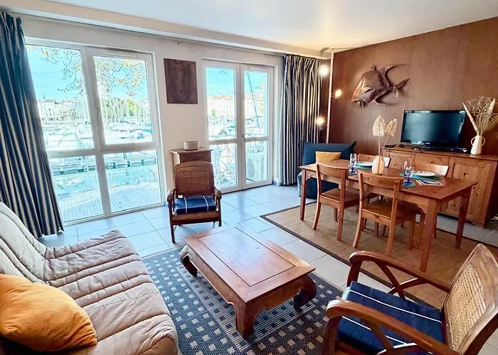 Vue Sur Port De Et Place De Parking